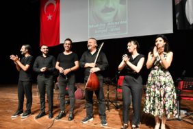 01.08.2025-Muhlis Akarsu Türküleri Mamak’ta Yankılandı (9)