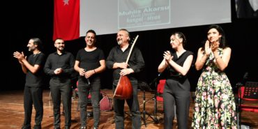 01.08.2025-Muhlis Akarsu Türküleri Mamak’ta Yankılandı (9)