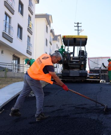 2025_08_07_Fen İşleri_Tam Kaplama Asfalt_Malazgirt Mahallesi 1000 Sokak ... (2)