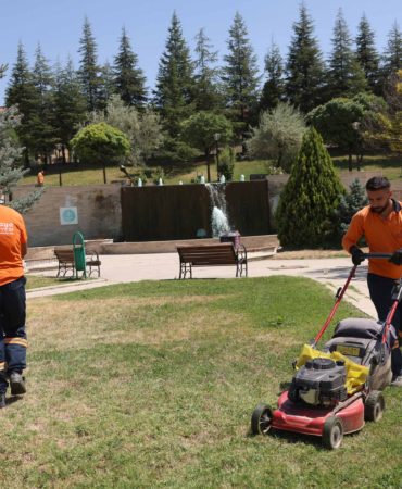 2025_08_07_Park Bahçeler_Tekno Parkı_Çim Biçme (3)