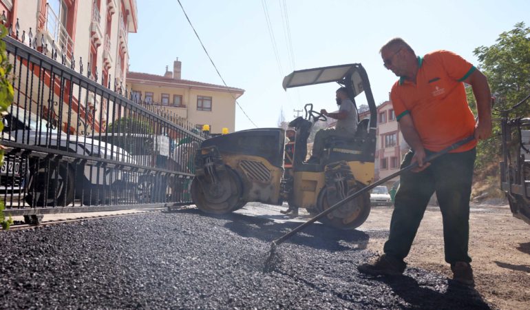 2025_09_05_Fen İşleri_Tam Kaplama Asfalt Çalışması_Seyranbağları Mahalle...